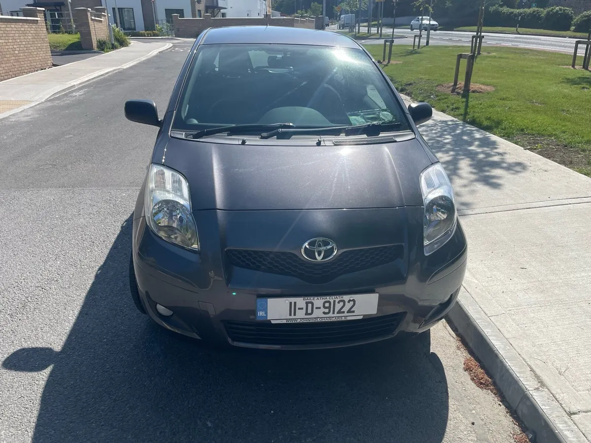 Toyota Yaris - Image 2