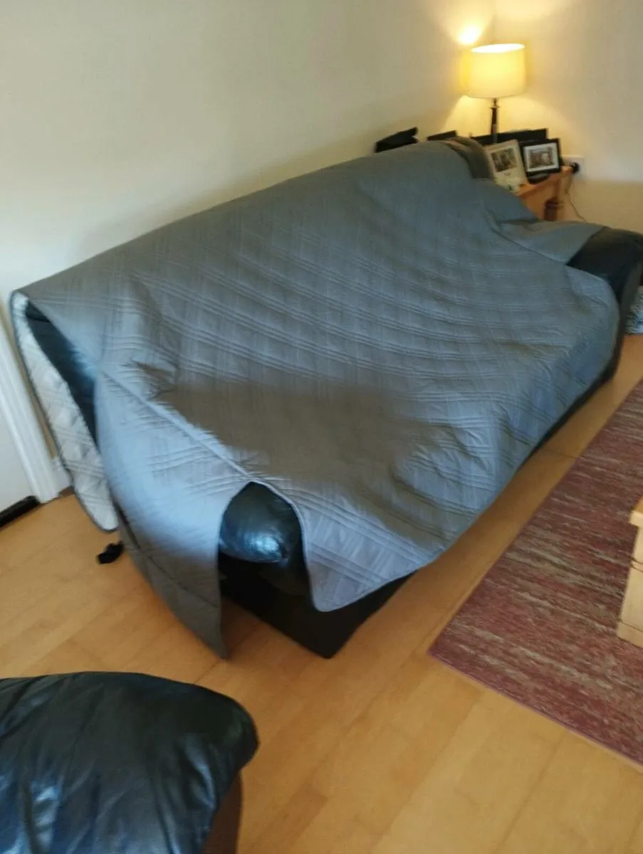 Couch cover - Image 1