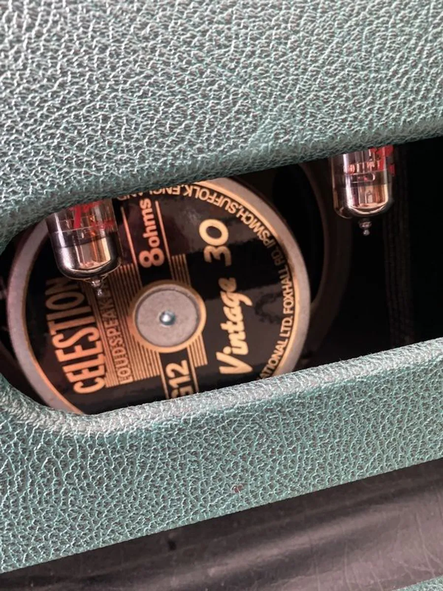 Fender PR 246 Limited Edition Hot Rod Deluxe Tube Guitar Combo Amplifier - Green - Image 3