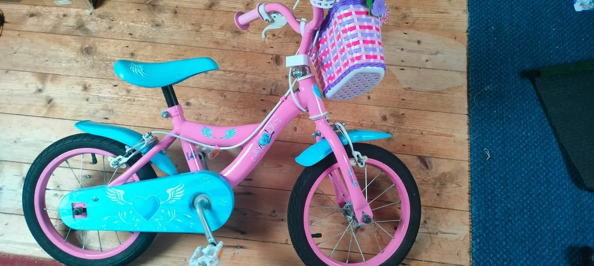 Girl bike - Image 1