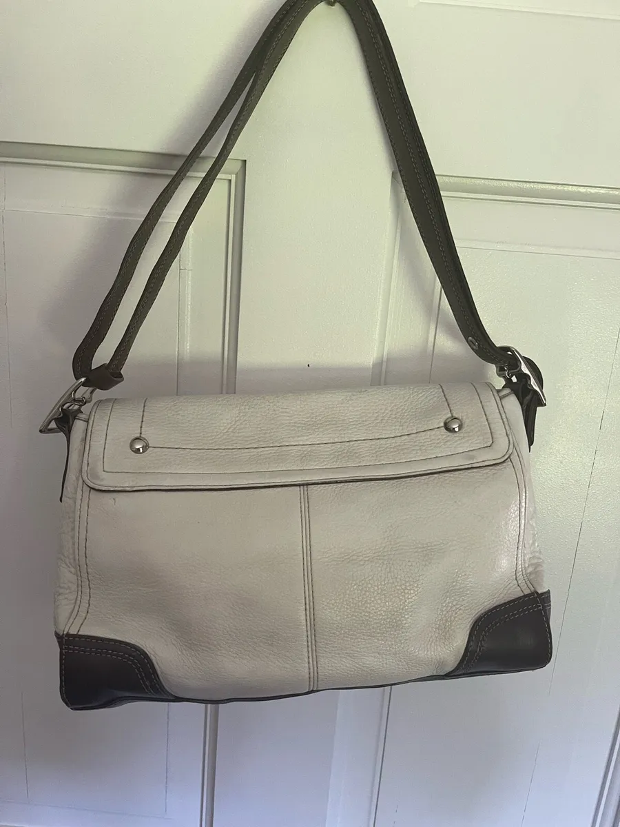 Coach Vintage Handbag - Hamilton - Image 4