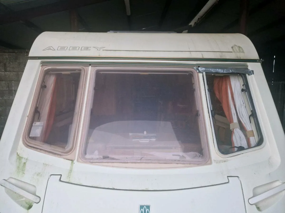 CARAVAN WINDOW - Image 1