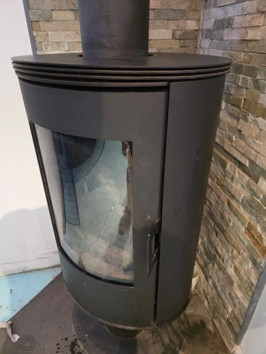 Wooding Burning Stove - Image 1