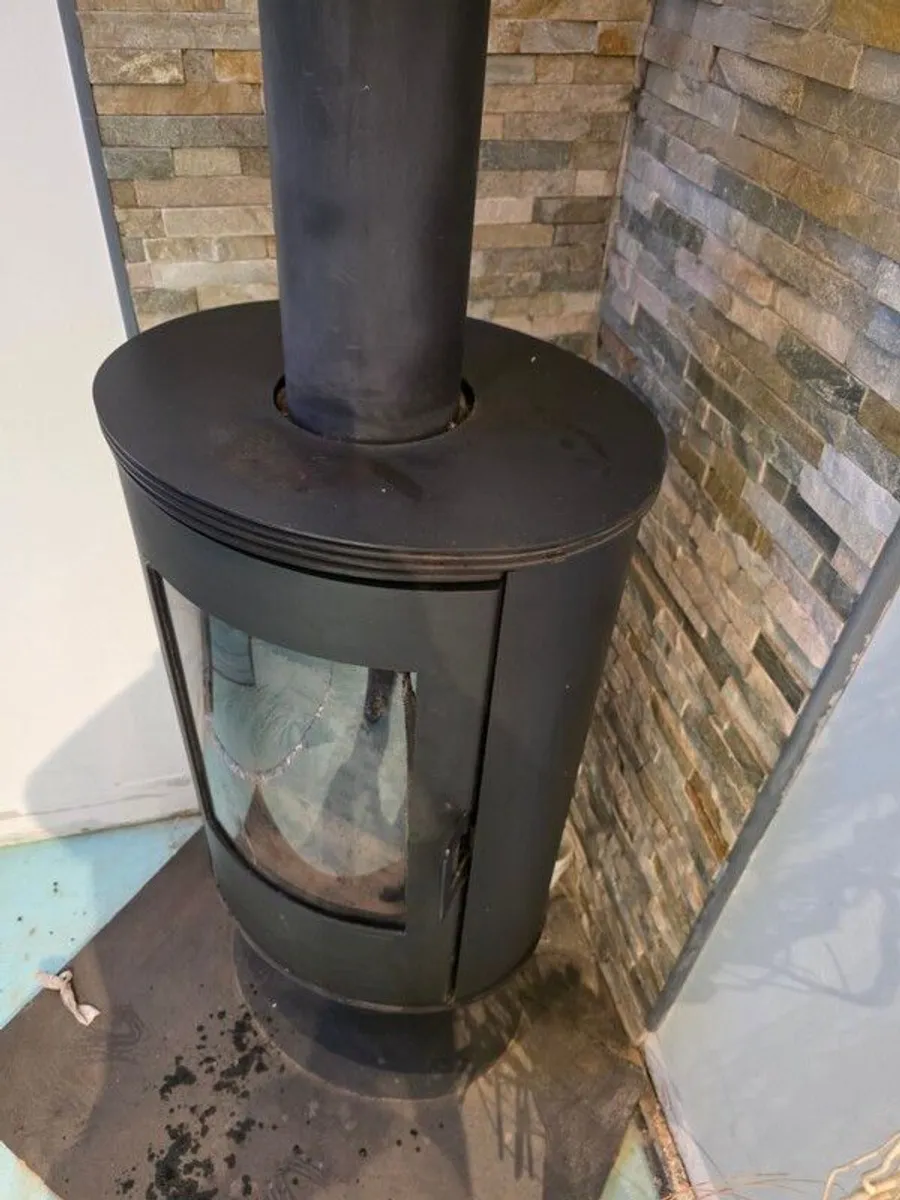 Wooding Burning Stove - Image 4