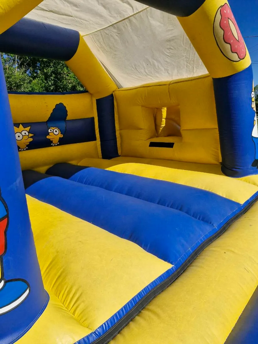 Bouncing castel - Image 2