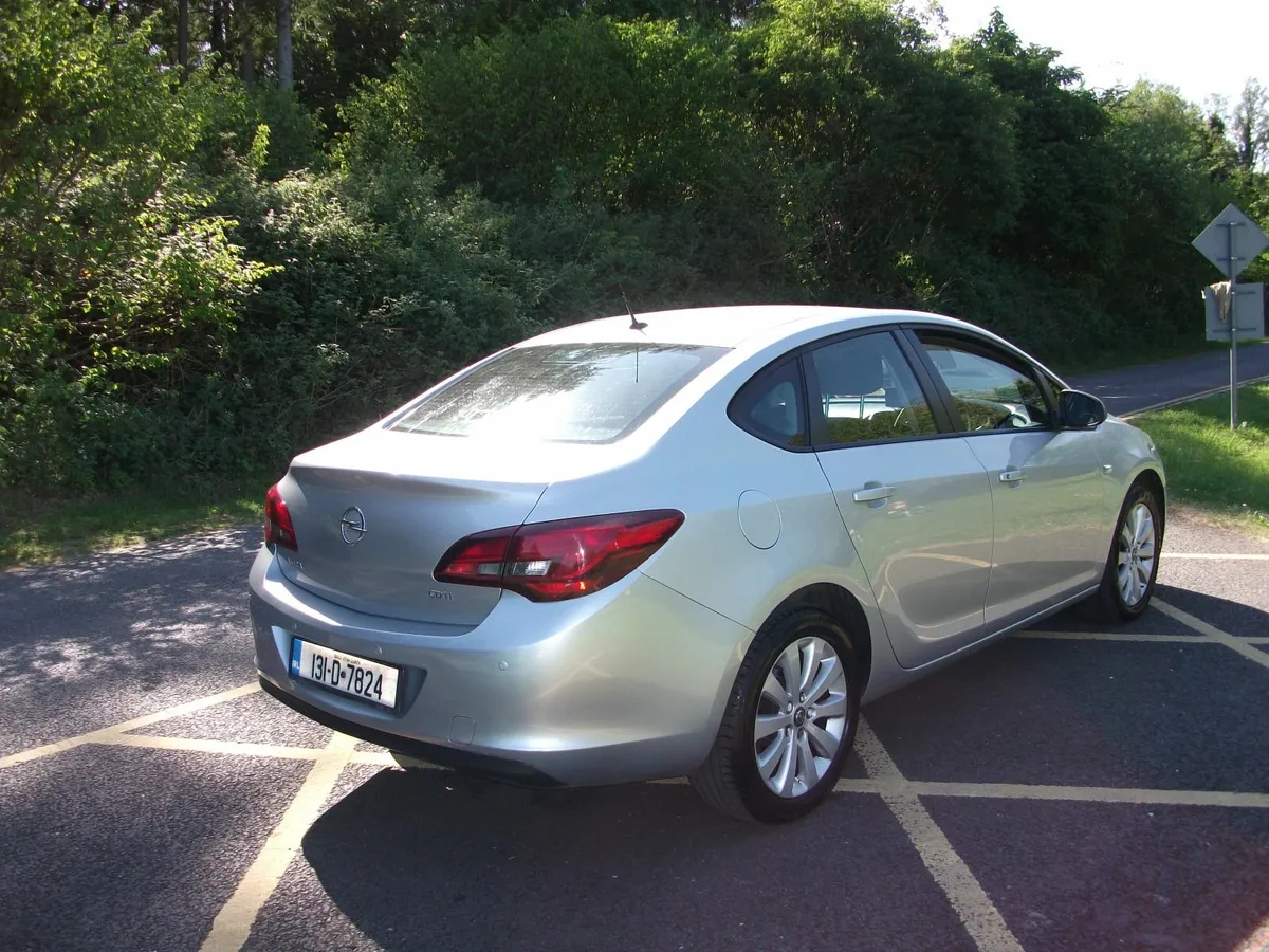 Opel Astra  1.7 DSL  NCT 6/2026  2013 - Image 4