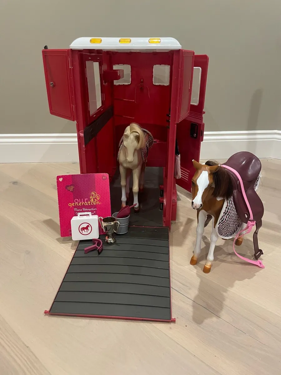 Our Generation stable and horse trailer - Image 3