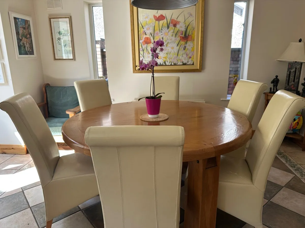 Solid Pine Dining/Kitchen table + 6 Chairs - Image 2