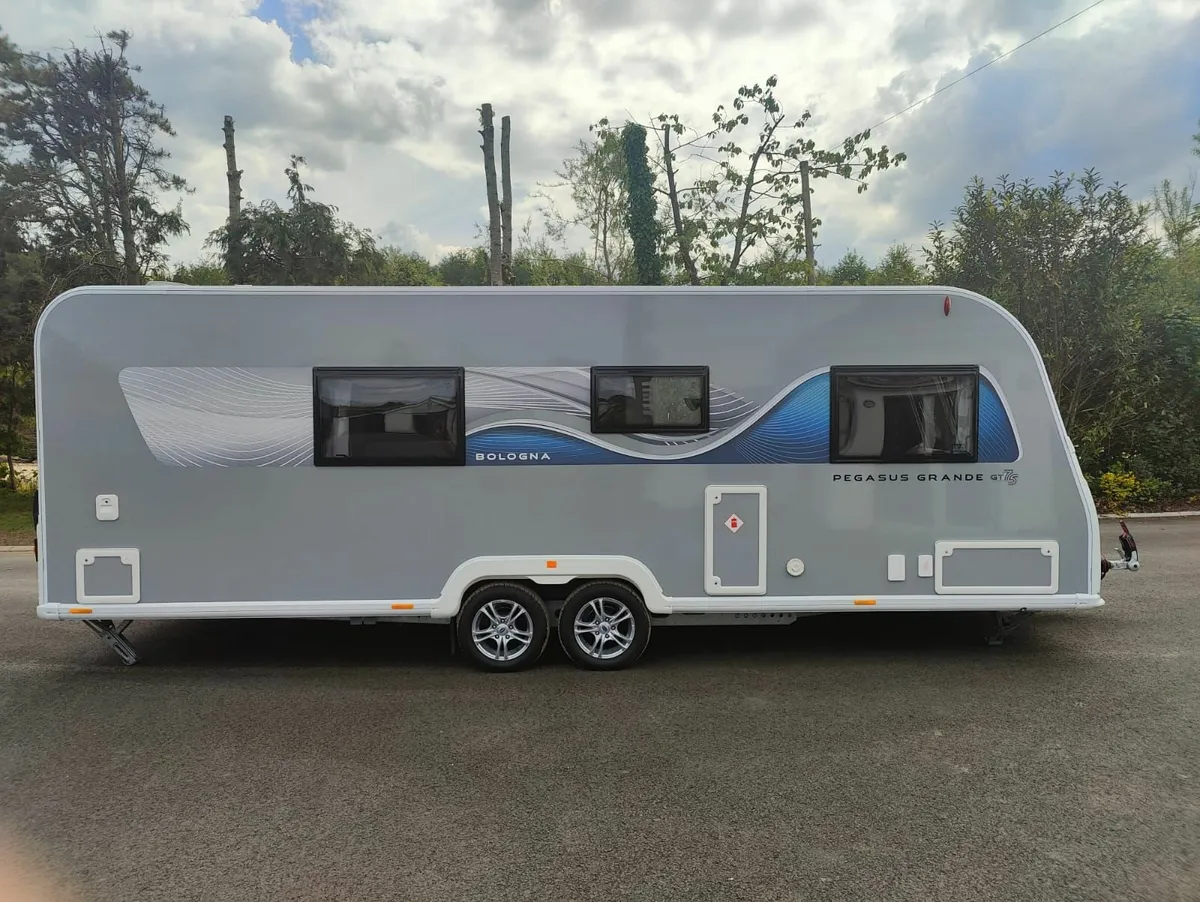 caravan - Image 1