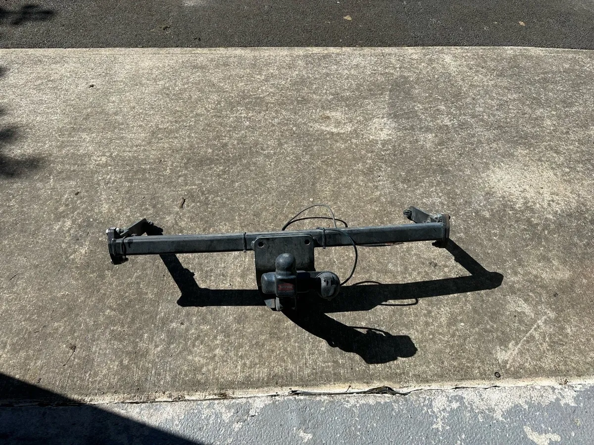 Car parts - Image 1