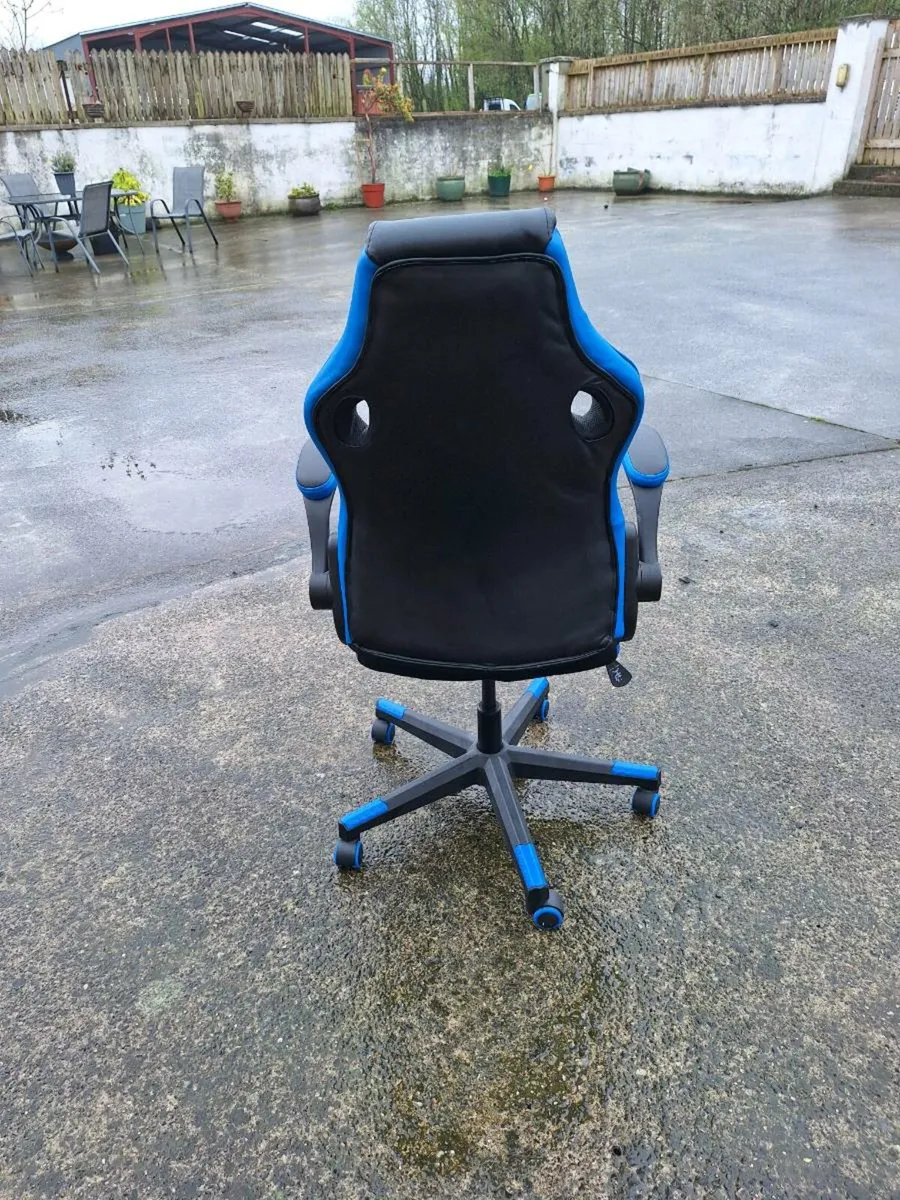 JYSK Gamers Choice gaming chair - Image 2