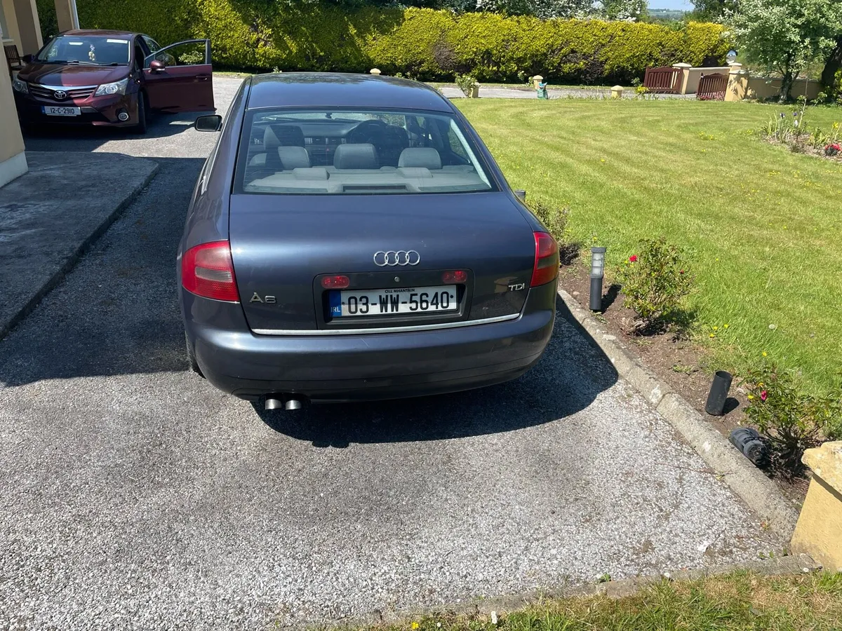 Car - Image 2