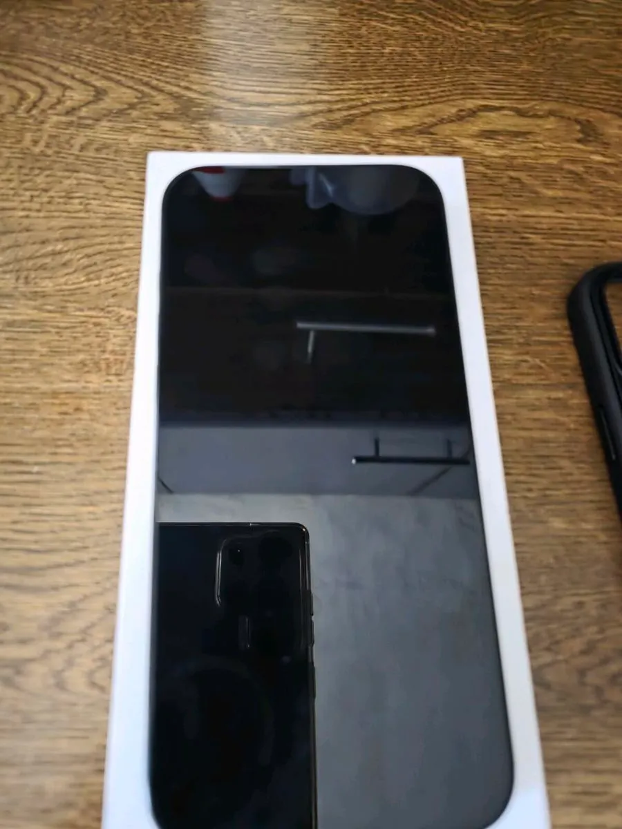 iPhone 16 Pro Max 256gb - Image 3