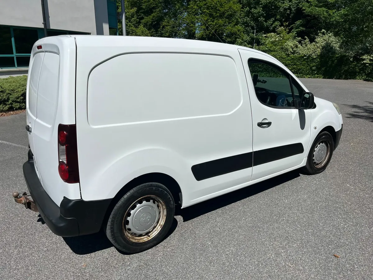 Peugeot Partner 2012 (Office Van) - Image 3