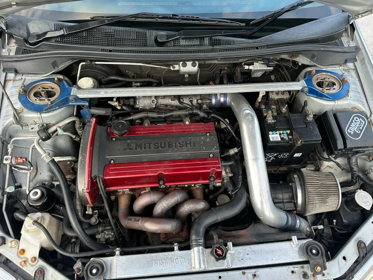 Mitsubishi evo - Image 2