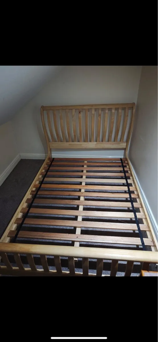 Double bed frame