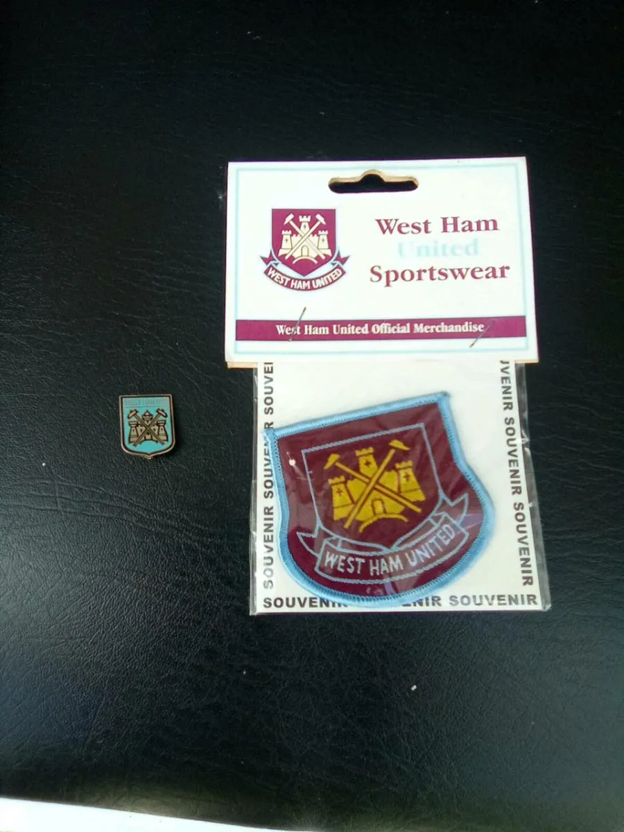 WEST HAM  CAP . BADGE . AND. CREST. PATCH - Image 2