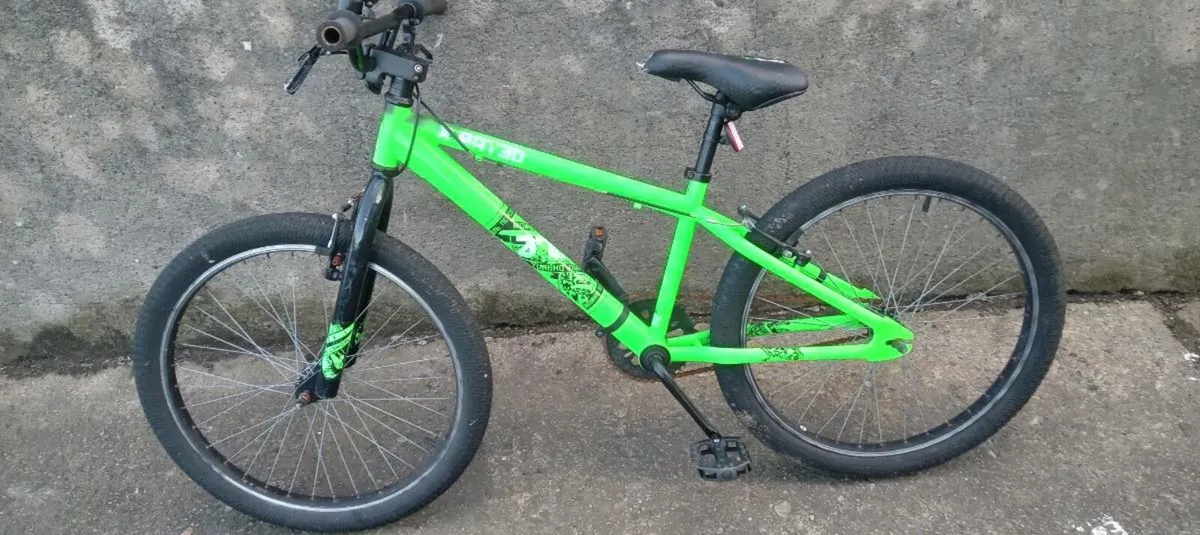 Boys bike - Image 1