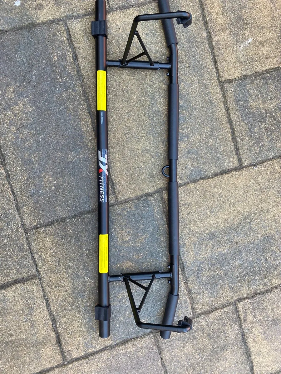 Pull up bar - Image 2