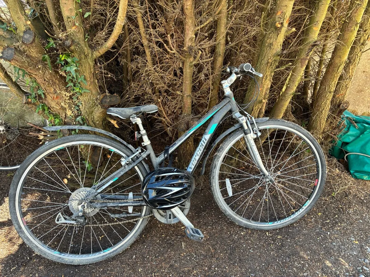 Ladies bicycle - Image 1