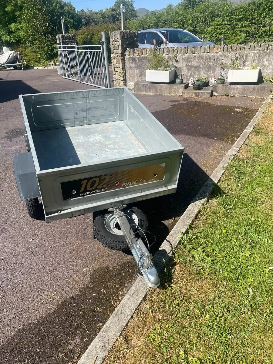 Erde 102 Trailer with cover - Image 2