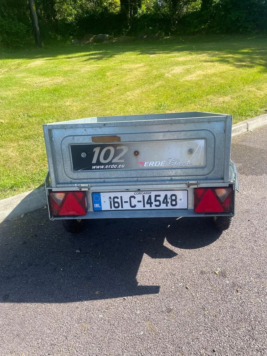Erde 102 Trailer with cover - Image 3