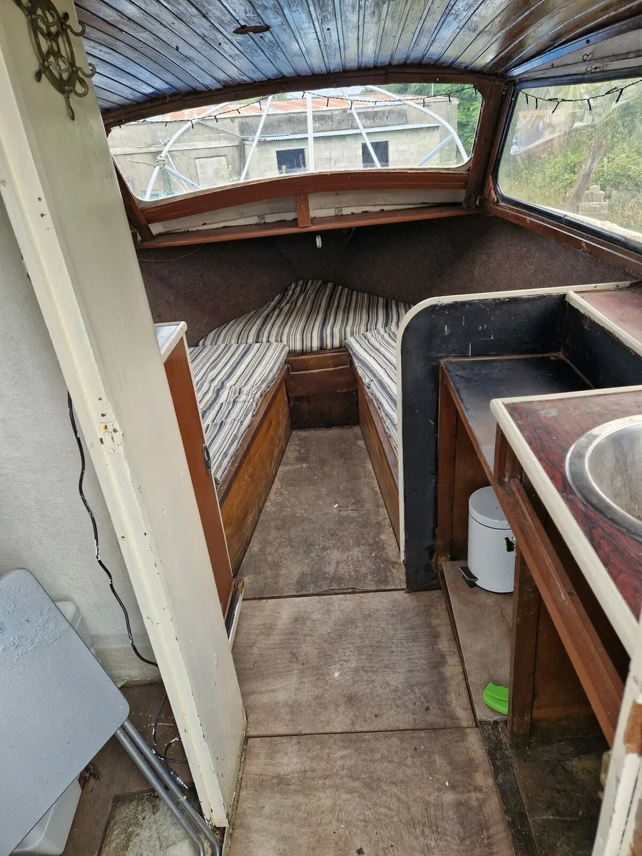 Boat - Image 4