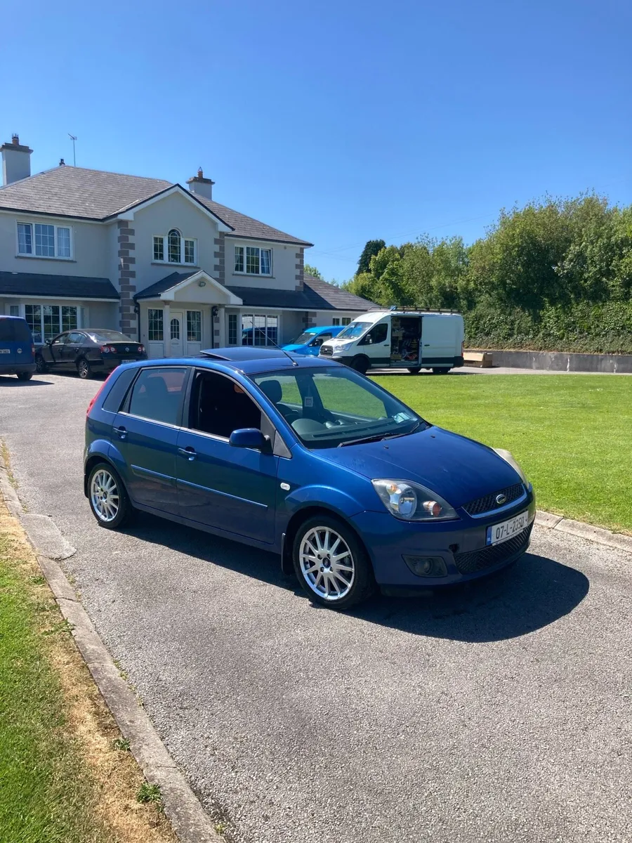 Ford fiesta - Image 1