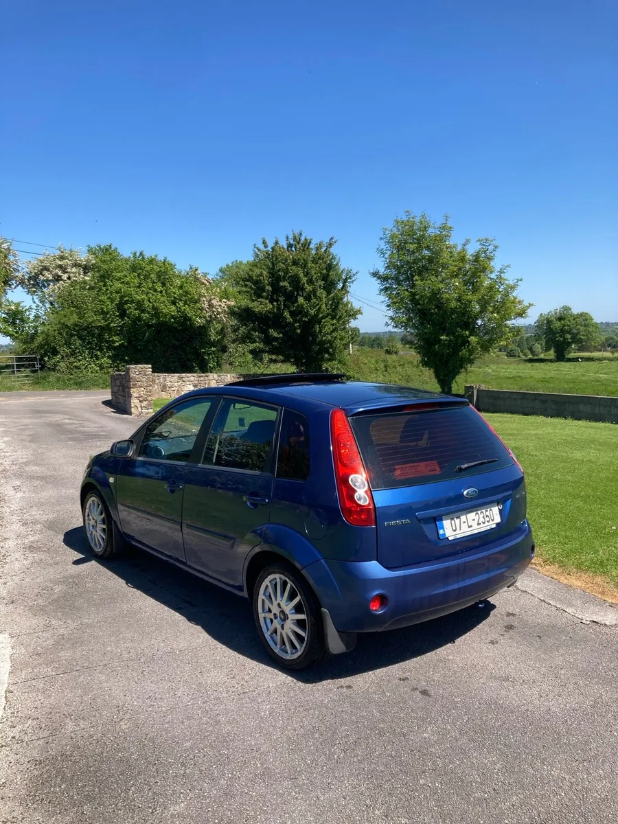 Ford fiesta - Image 3