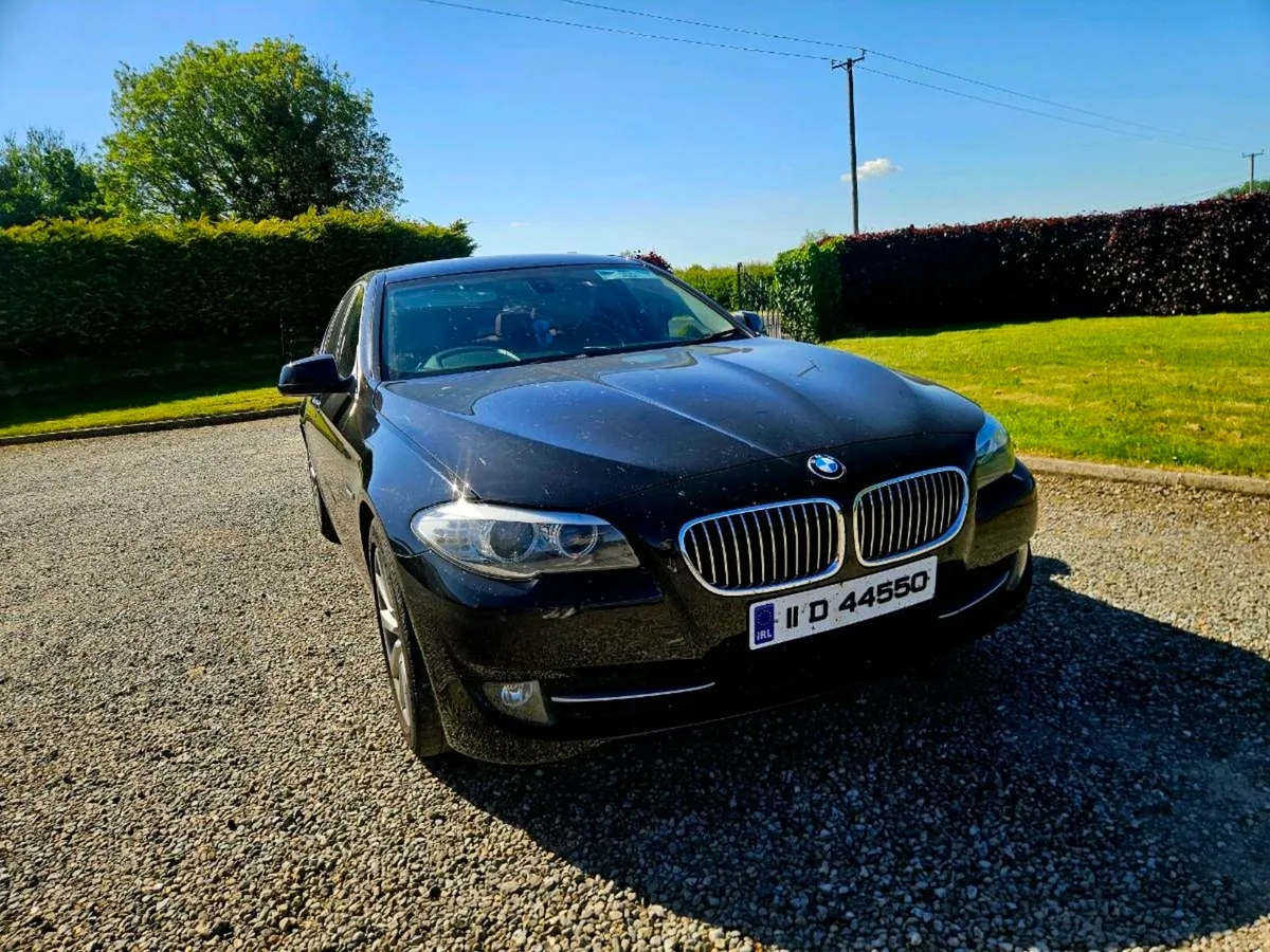 11 BMW 520D AUTOMATIC WITH TAX AND TEST - Image 2