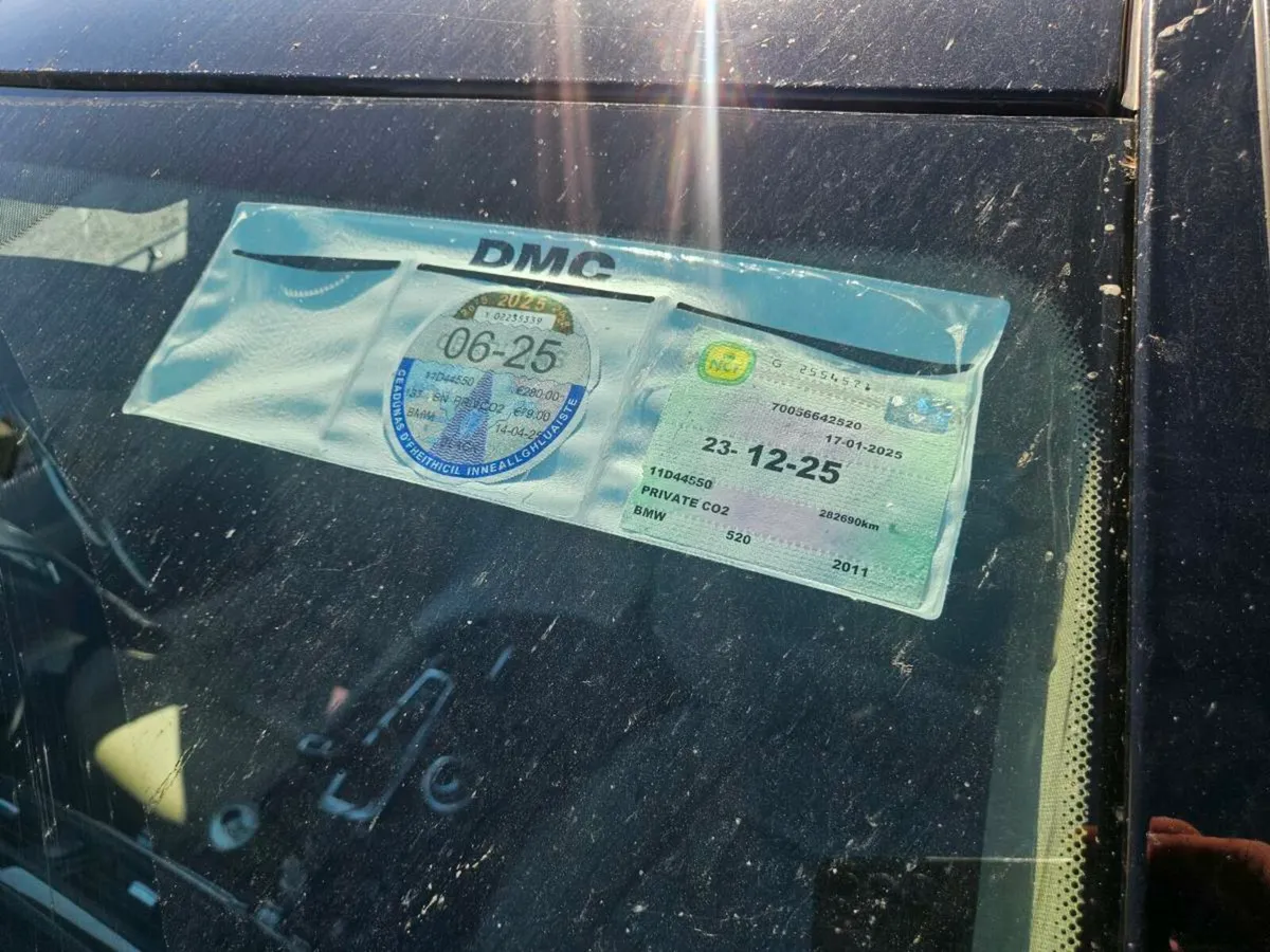 11 BMW 520D AUTOMATIC WITH TAX AND TEST - Image 4
