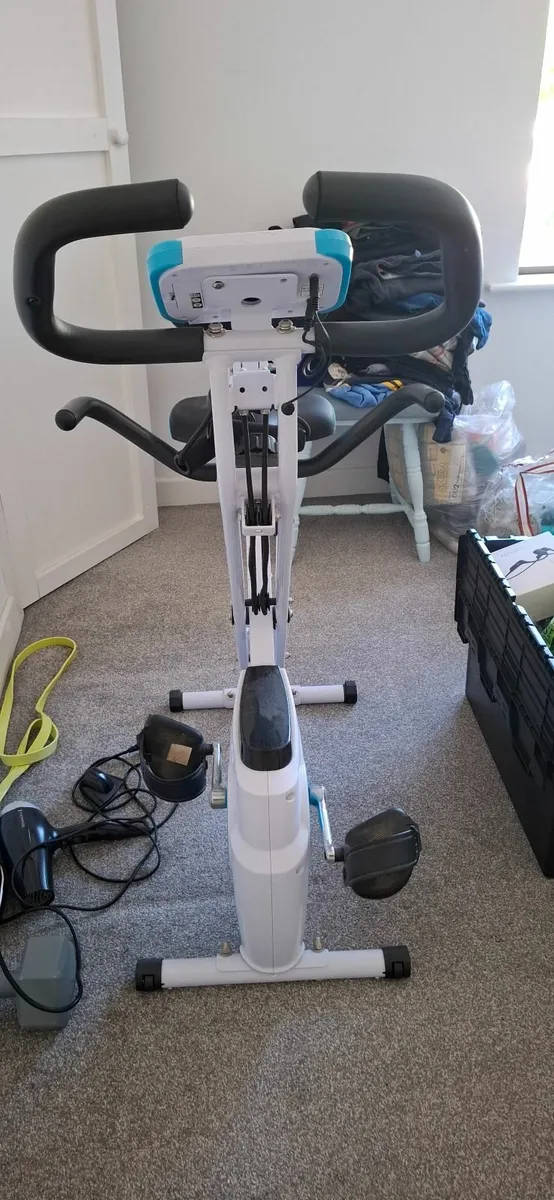 Exercise bike - Image 4