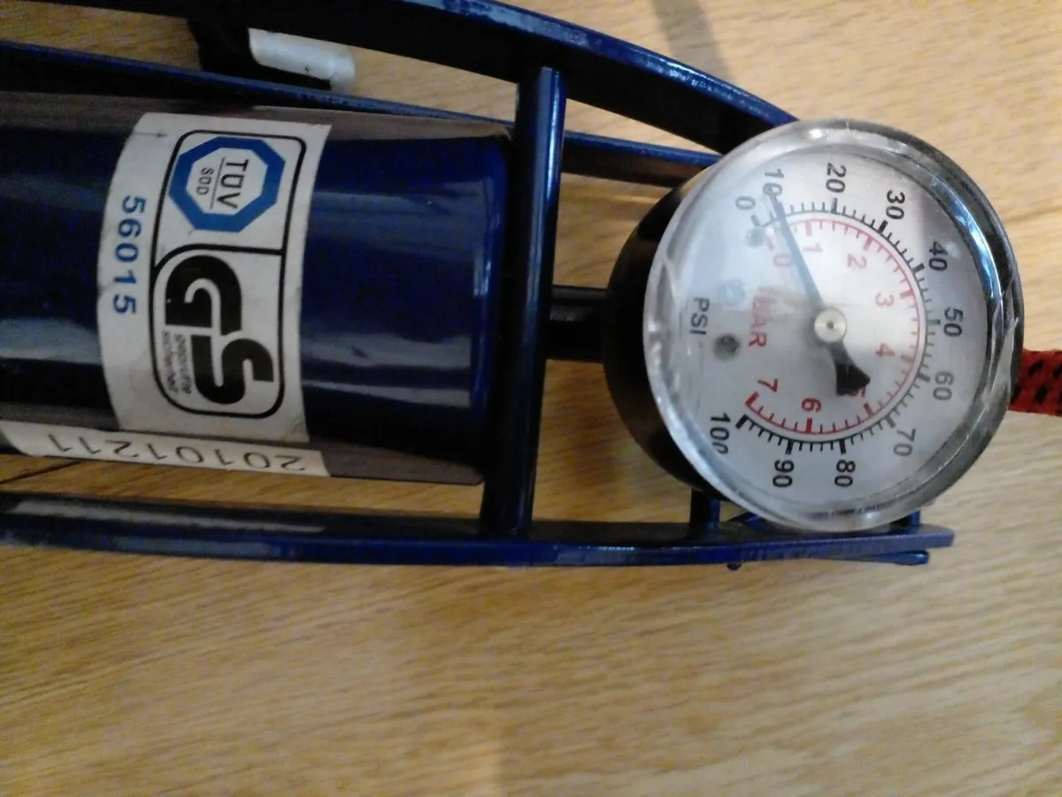 Foot pump - Image 4