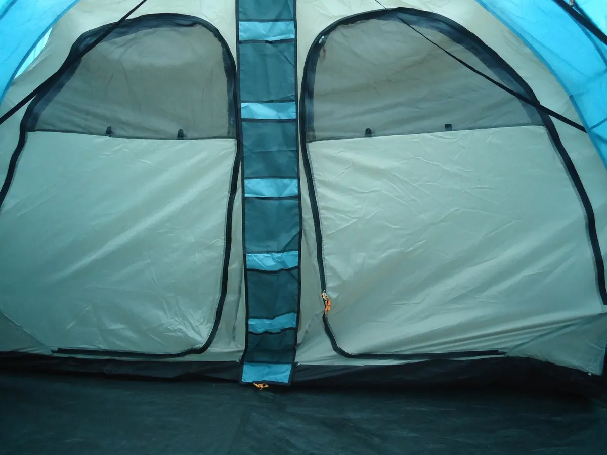 Tent - Image 2
