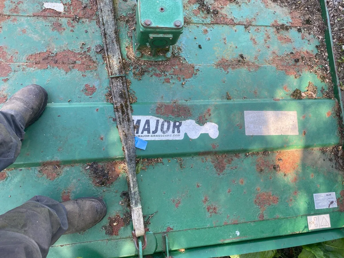 Major topper - Image 3