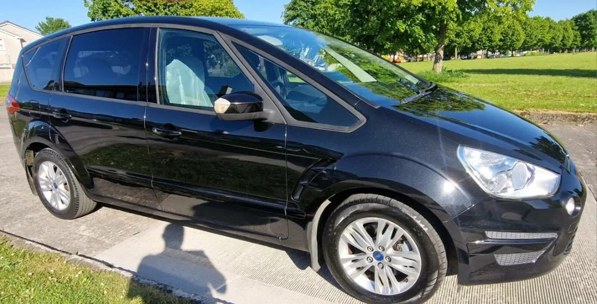 Ford S-max - Image 1