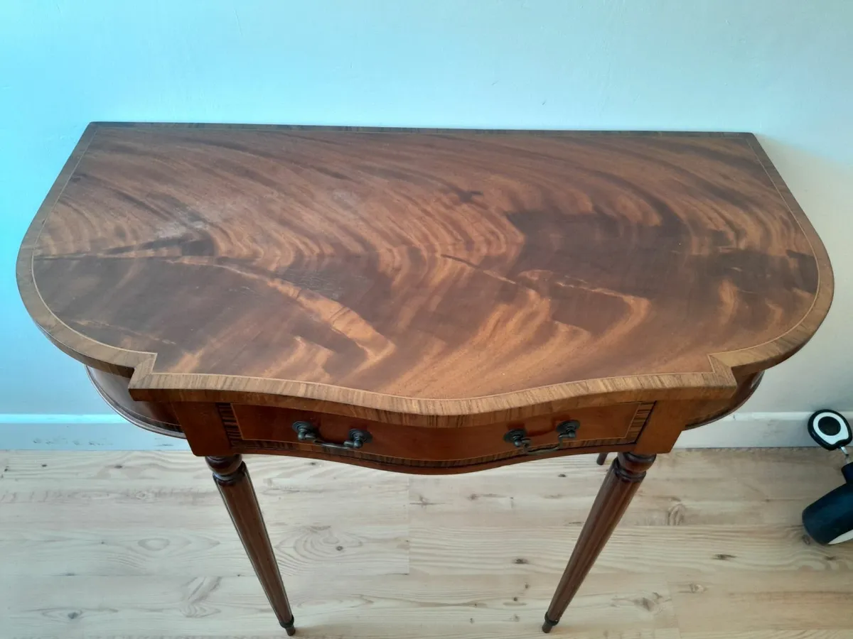 Antique side table - Image 1