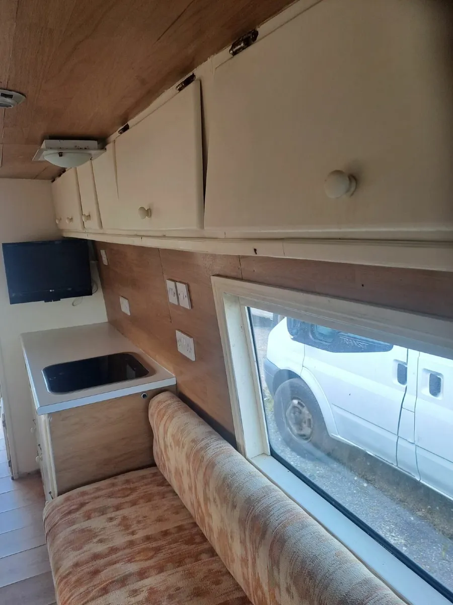 Campervan - Image 4