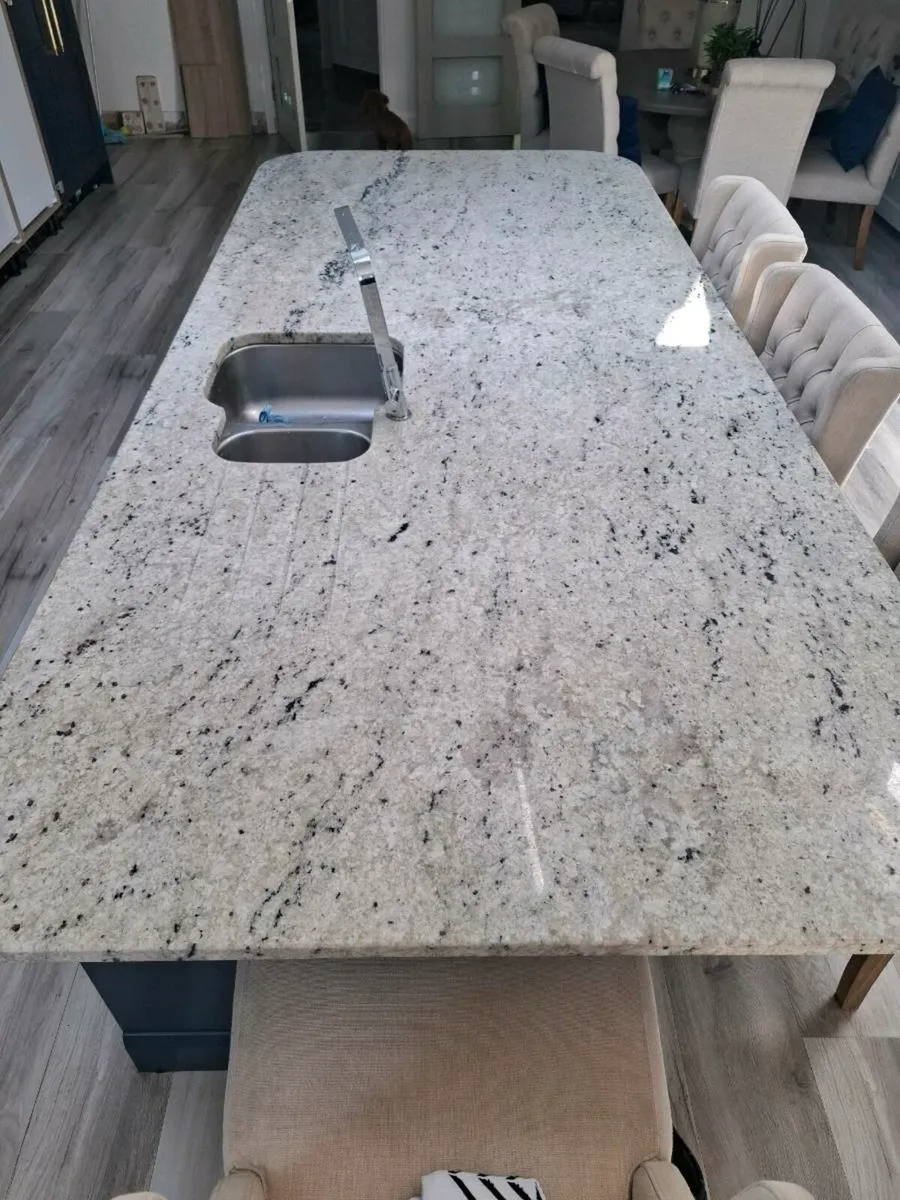Marble island top - Image 2