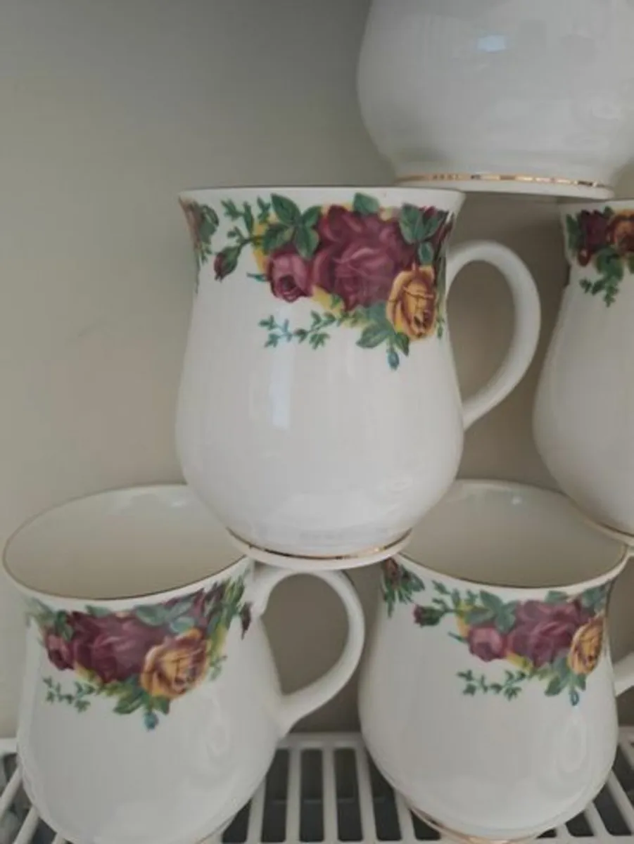 6 Country Rose mugs NEW - Image 4