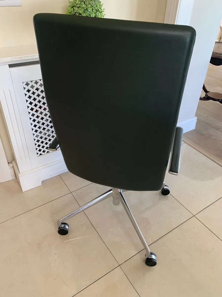 Brunner Office Chairs - Image 4