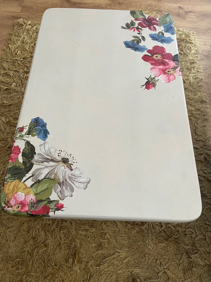 Coffee table - Image 2