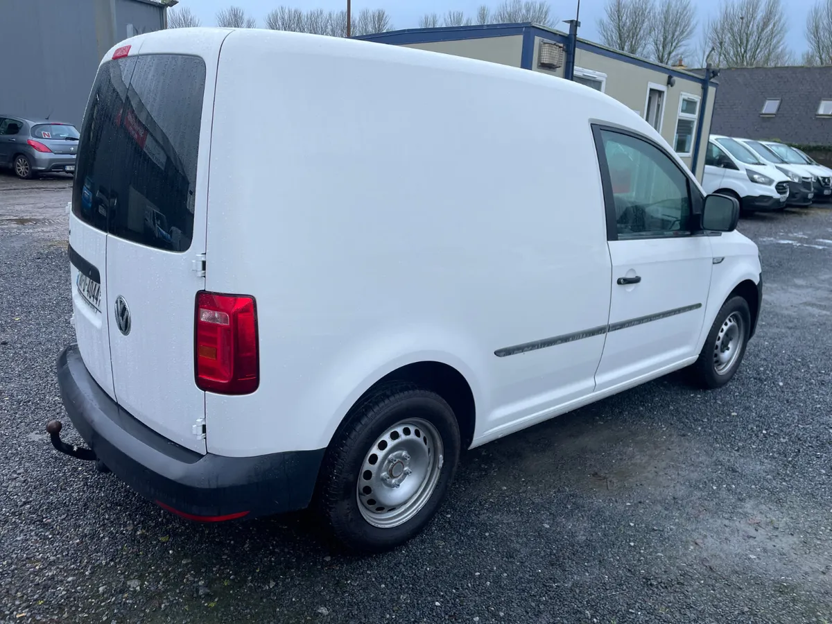 2018 Volkswagen Caddy 2.0tdi - Image 3