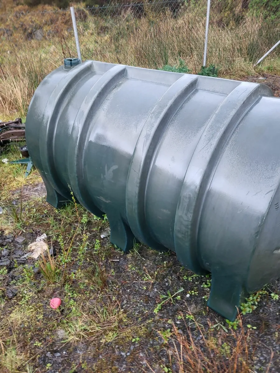 Oil tanks - Image 4