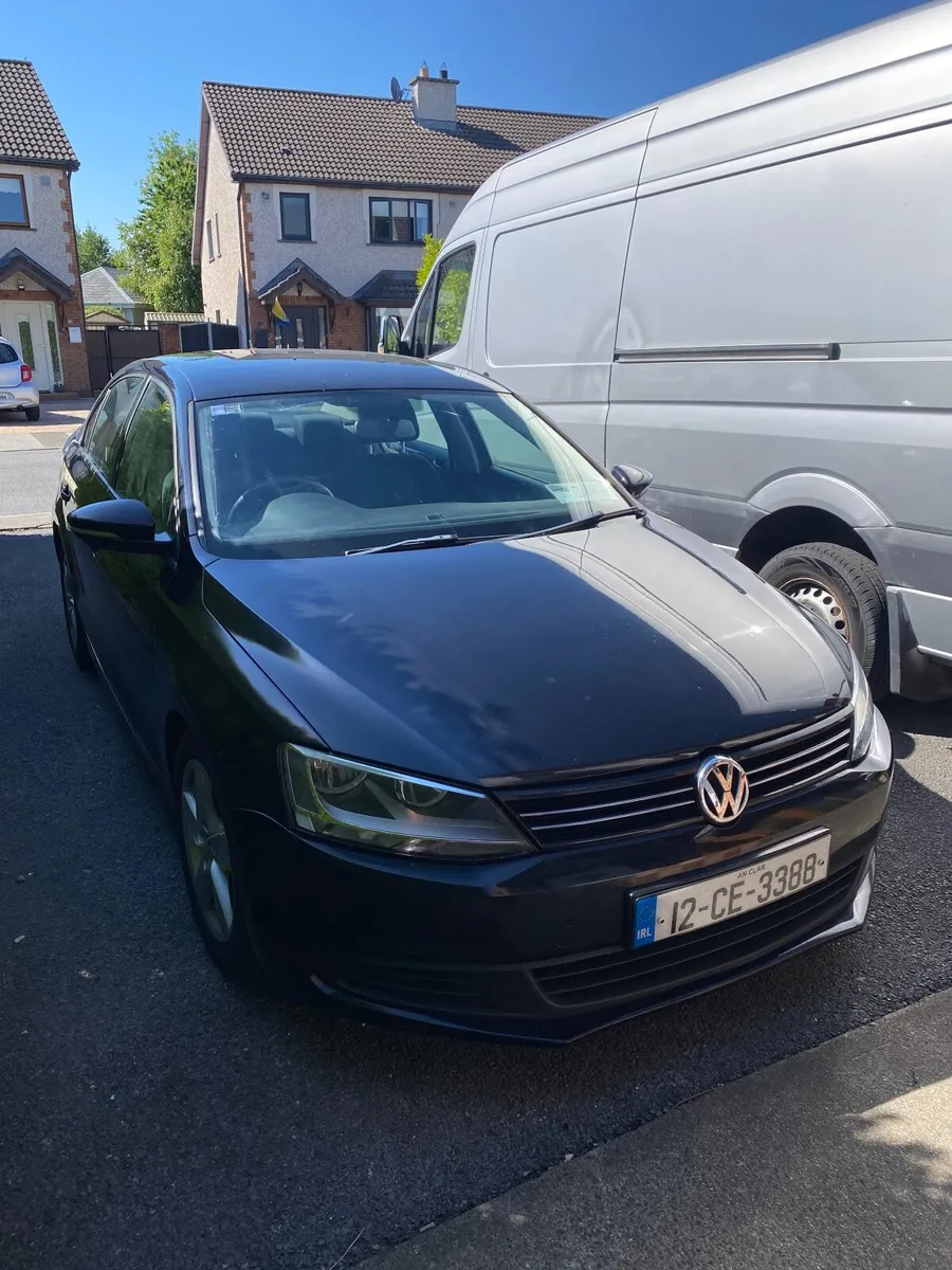 Volkswagen Jetta 2012 - Image 4