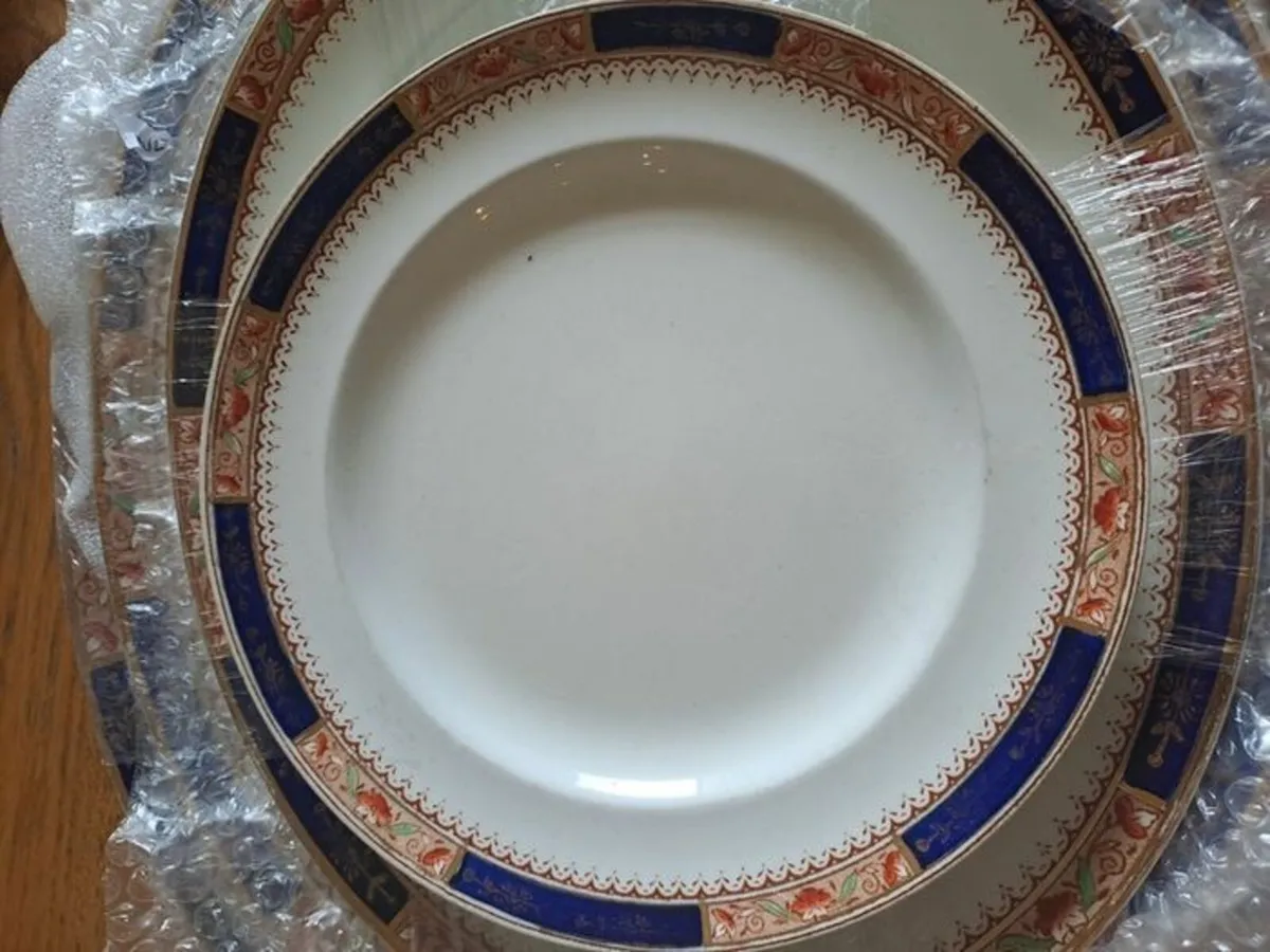 21 piece Burleigh Ware dinner set - Image 3