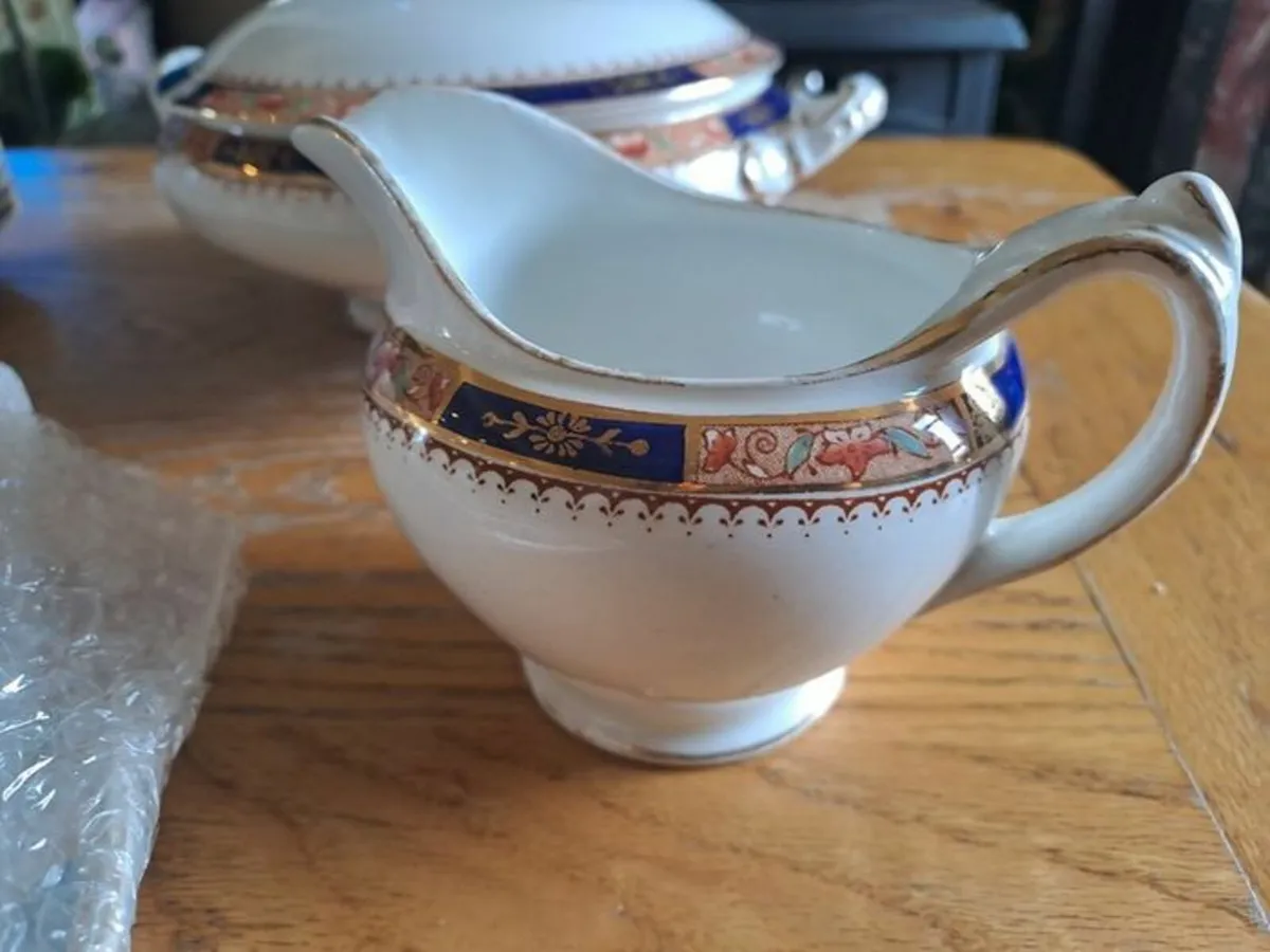 21 piece Burleigh Ware dinner set - Image 4