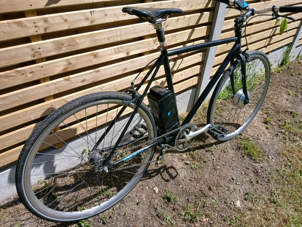 Electric bike - Image 2