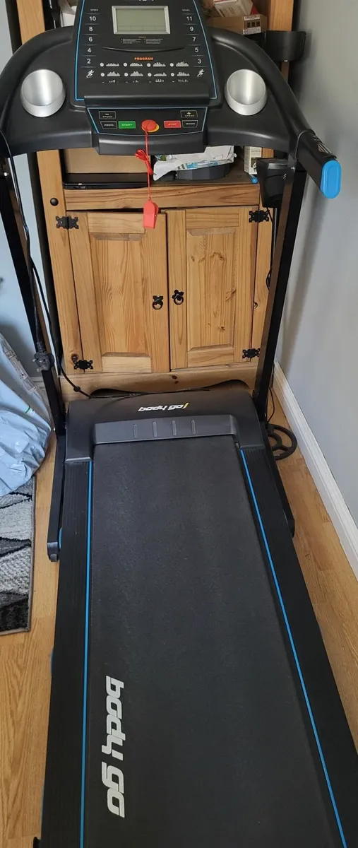 Treadmill - Image 1