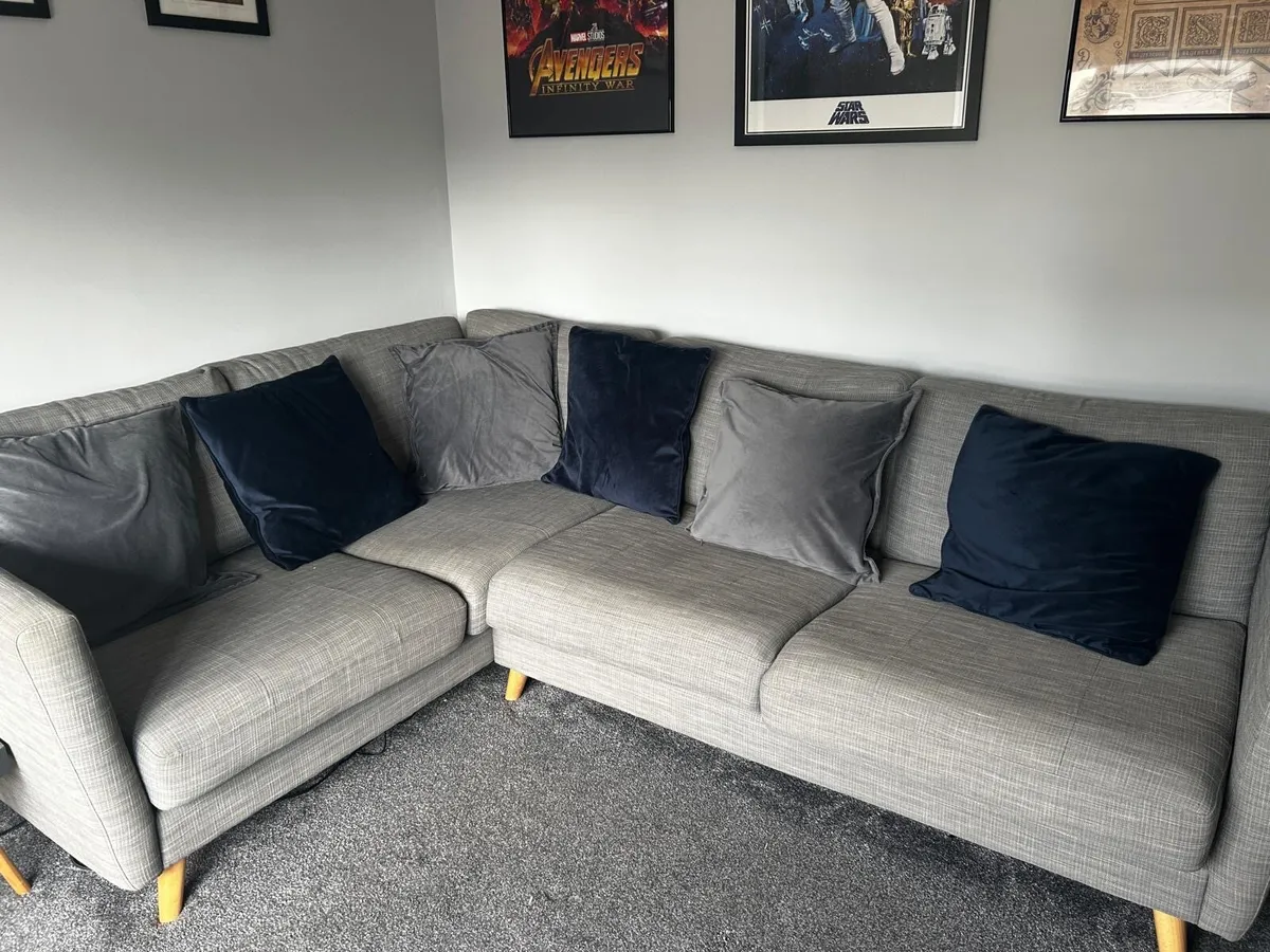 Right hand corner couch